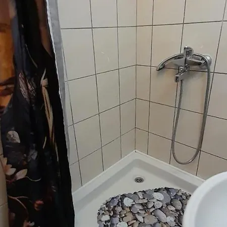 Di